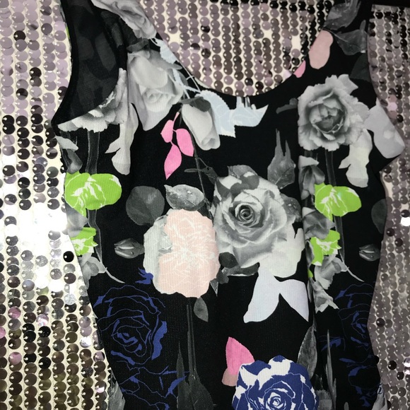 NWOT Stance Floral Thong Bodysuit - Picture 6 of 7